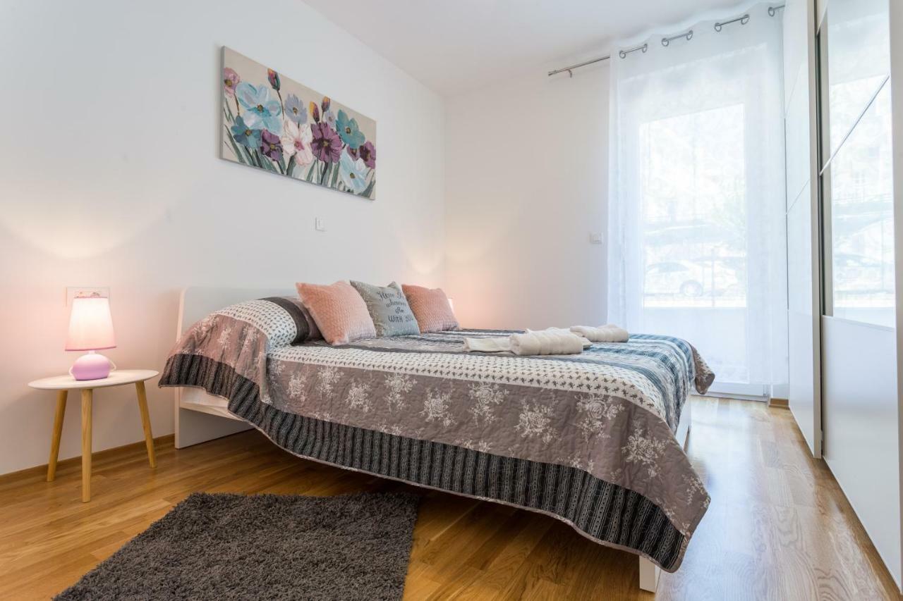 Apartman Matea Apartment โปดสตรานา ภายนอก รูปภาพ